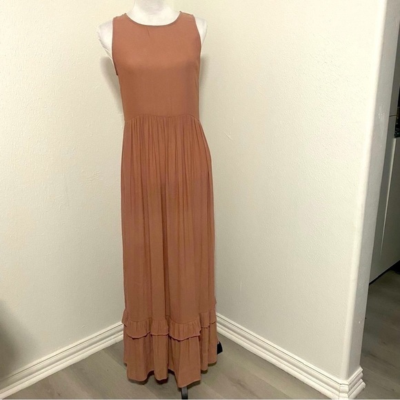 Forever21 Dusty Rose Maxi Zip back dress. Nice soft! 100% polyester. Women’s S - Picture 1 of 8